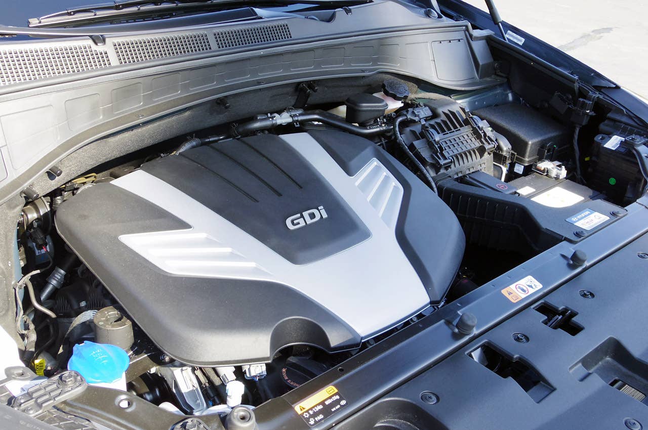 2013 Hyundai Sante Fe engine