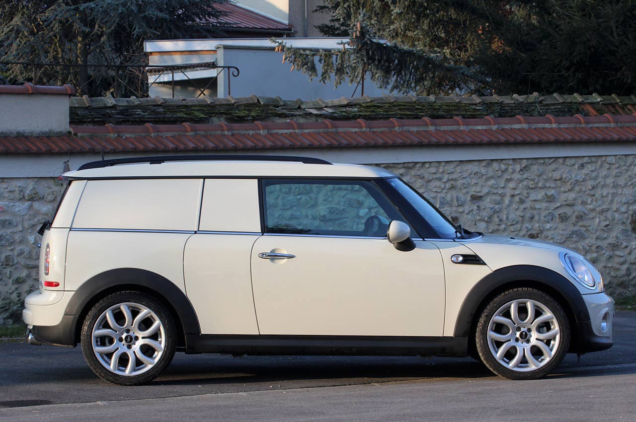 2014 Mini Cooper Clubvan side view