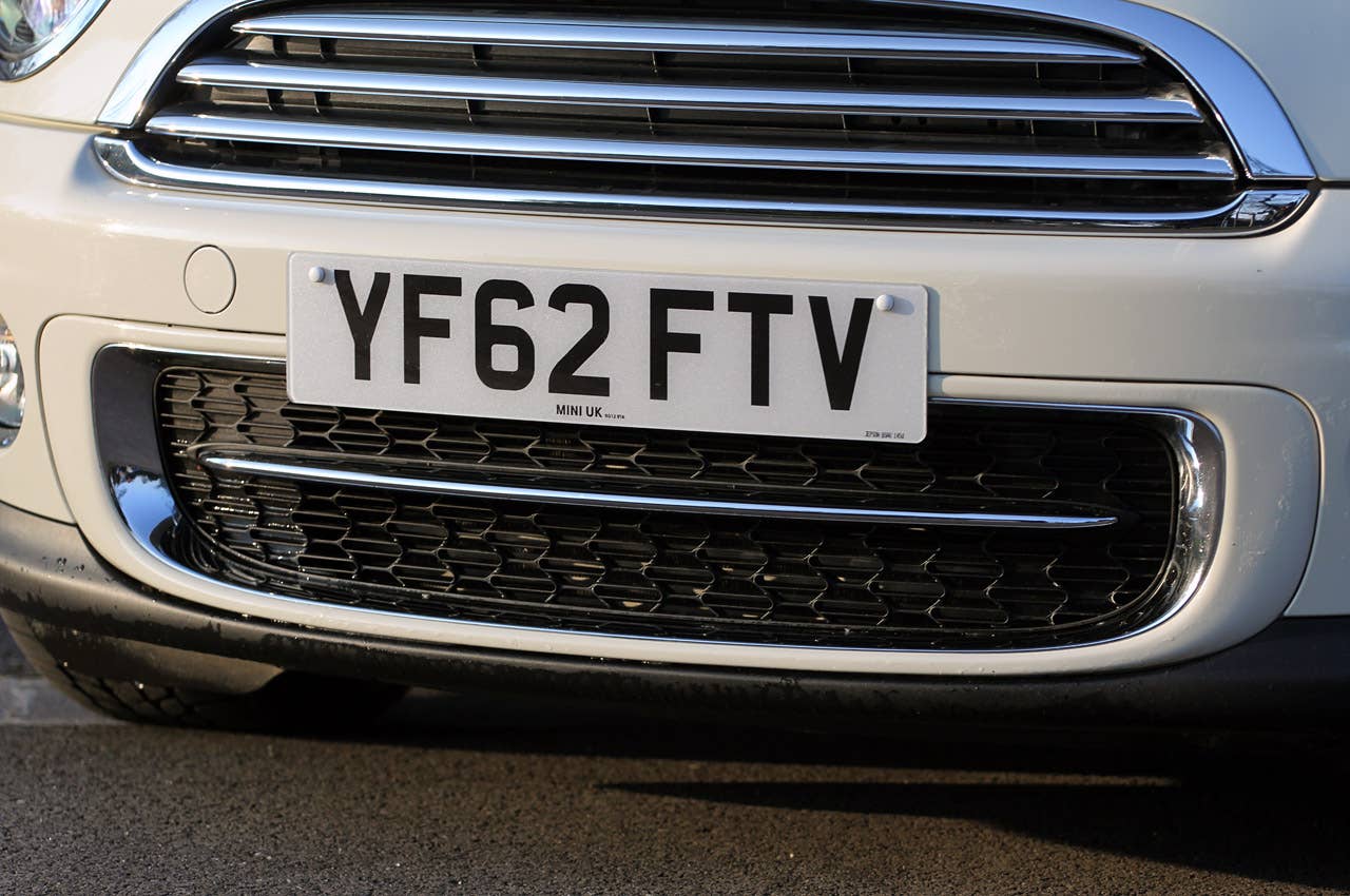 2014 Mini Cooper Clubvan grille