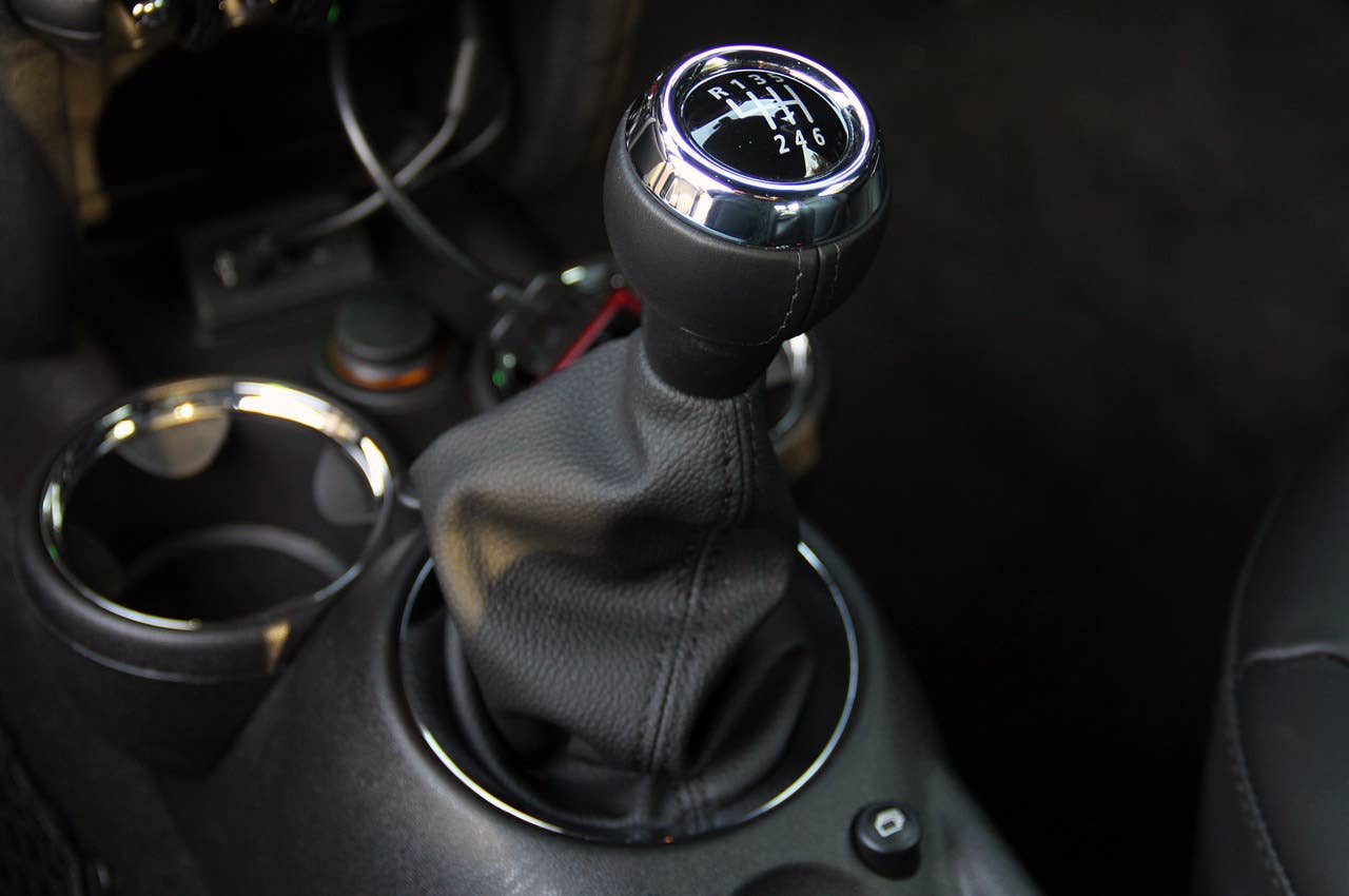 2014 Mini Cooper Clubvan shifter