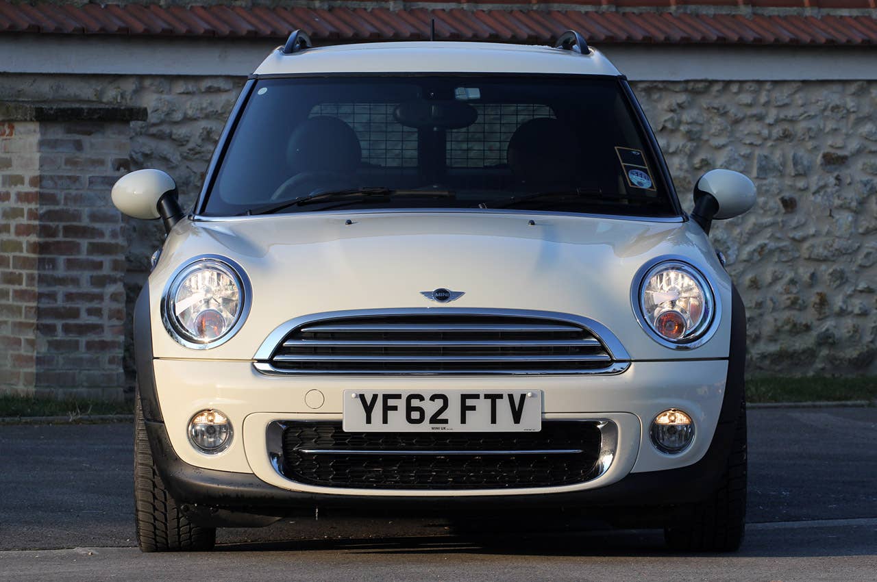 2014 Mini Cooper Clubvan front view