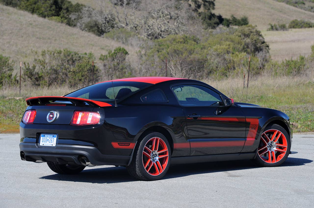 2012 Ford Mustang Boss 302 Laguna Seca rear 3/4 view