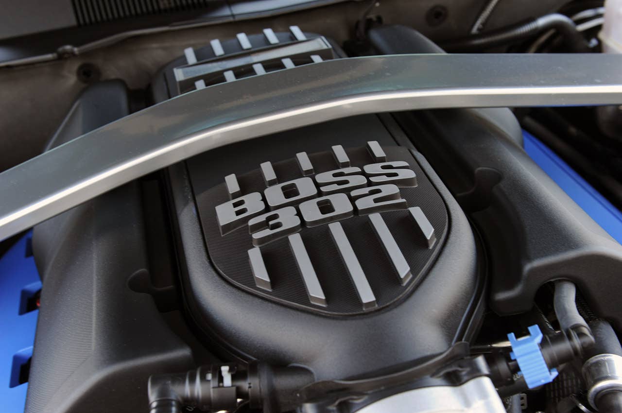 2012 Ford Mustang Boss 302 Laguna Seca engine