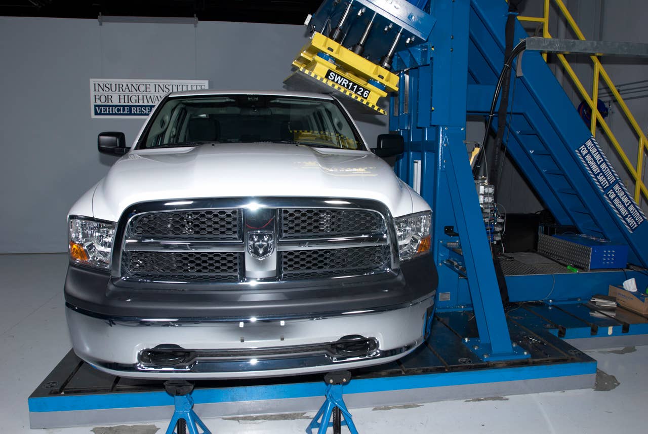 2011 Chevrolet Silverado IIHS Full-Size Pickup Rollover Crash Test