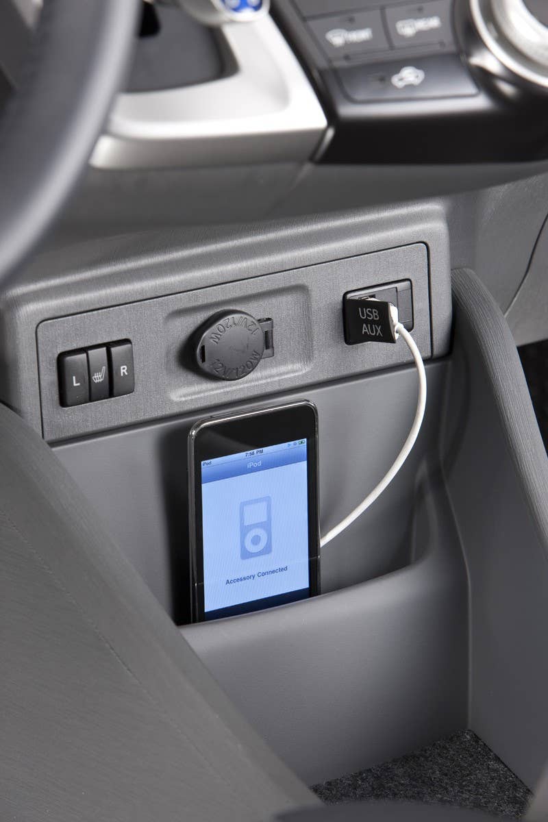 2012 Toyota Prius V
