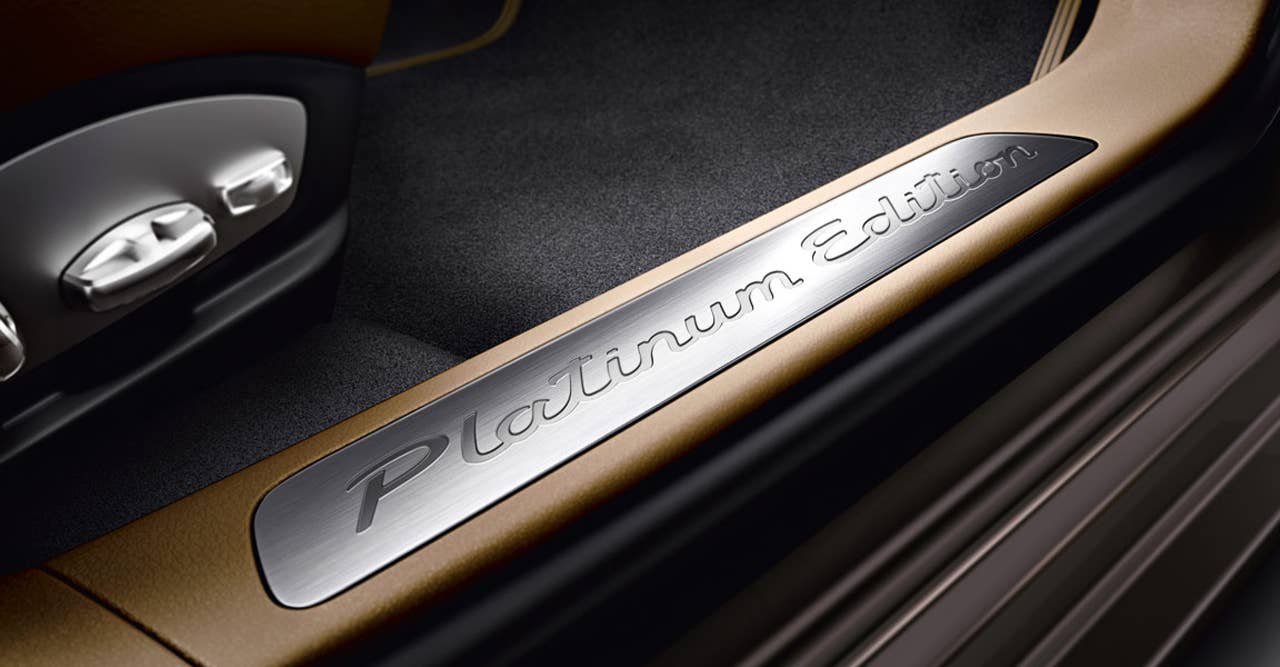 2013 Porsche Panamera Platinum Edition door sill