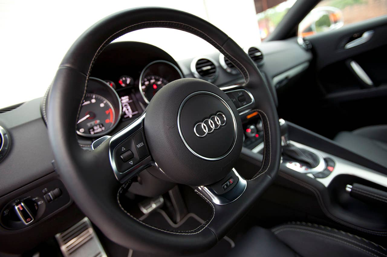 2012 Audi TTS steering wheel