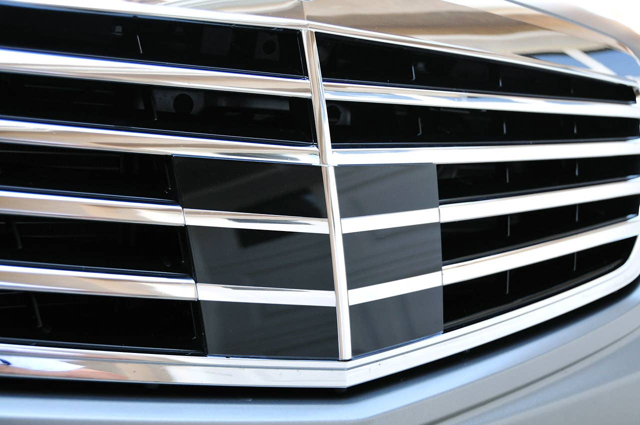 2012 Mercedes-Benz S63 AMG grille