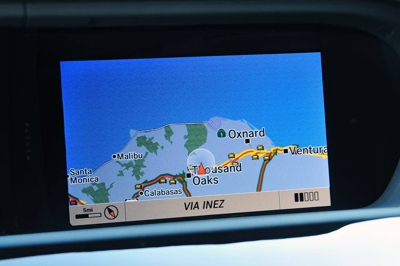 2012 Mercedes-Benz S63 AMG navigation system