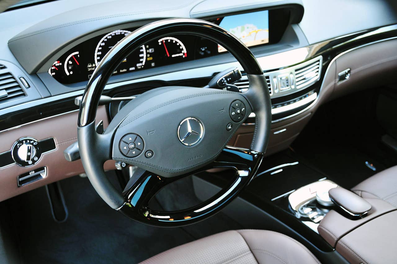 2012 Mercedes-Benz S63 AMG interior