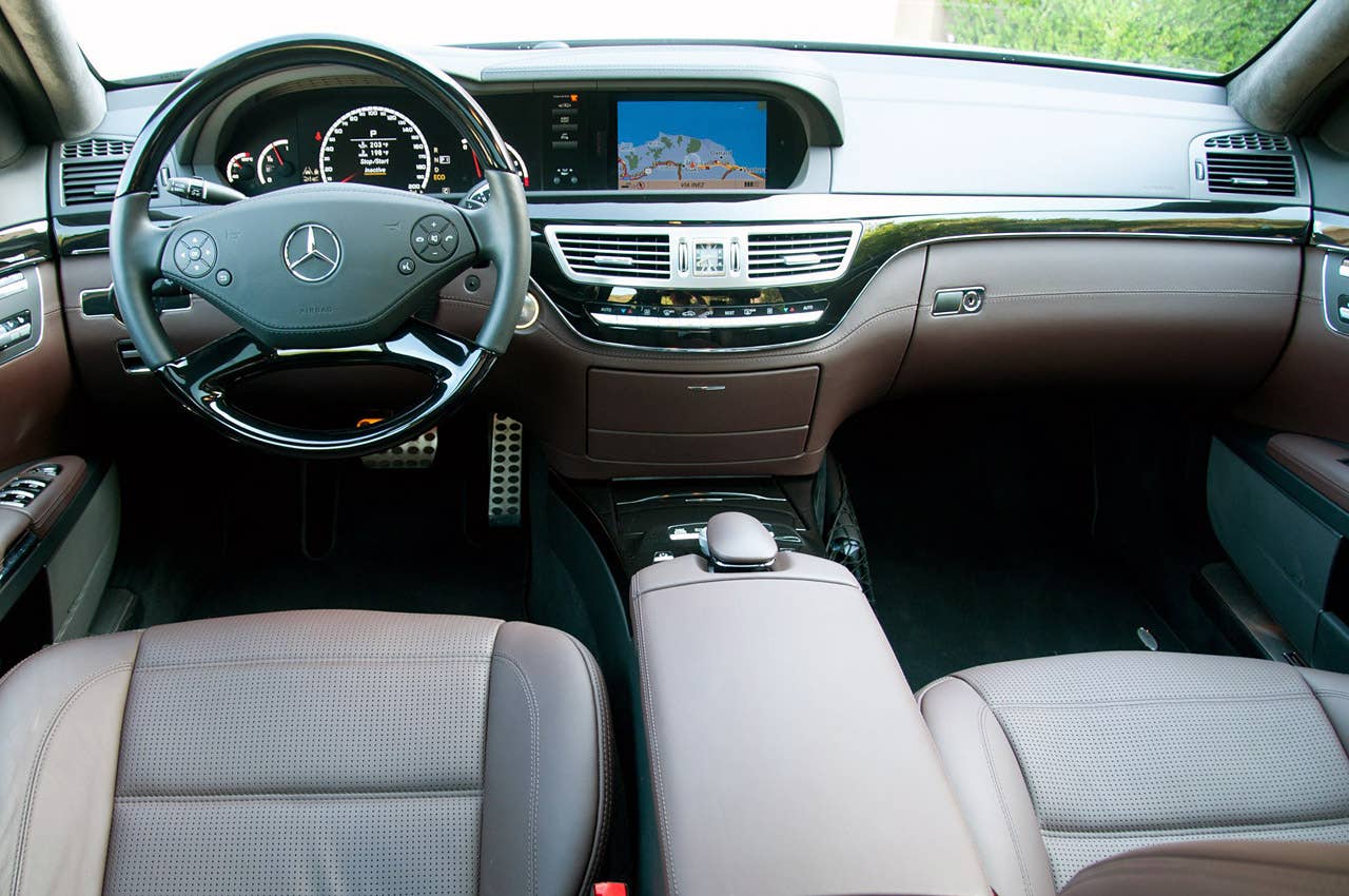 2012 Mercedes-Benz S63 AMG interior