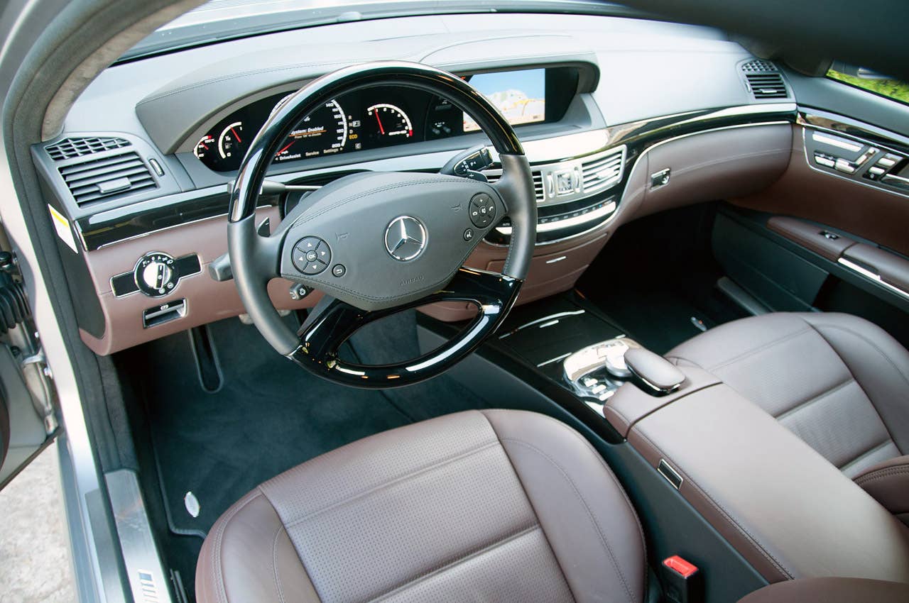2012 Mercedes-Benz S63 AMG interior