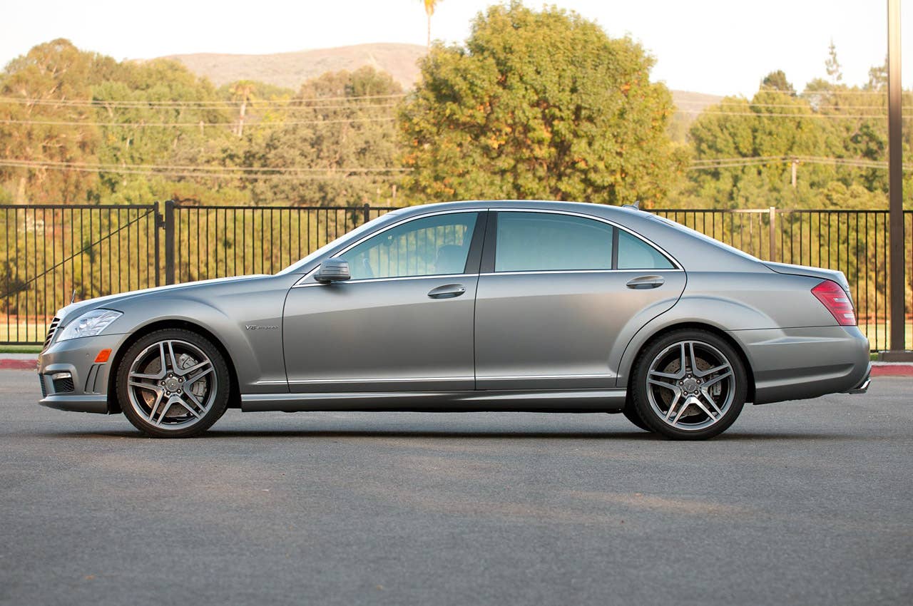 2012 Mercedes-Benz S63 AMG side view