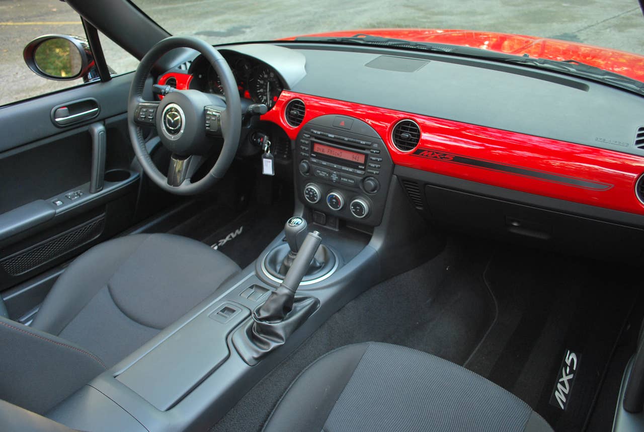 2013 Mazda MX-5 Miata Club interior