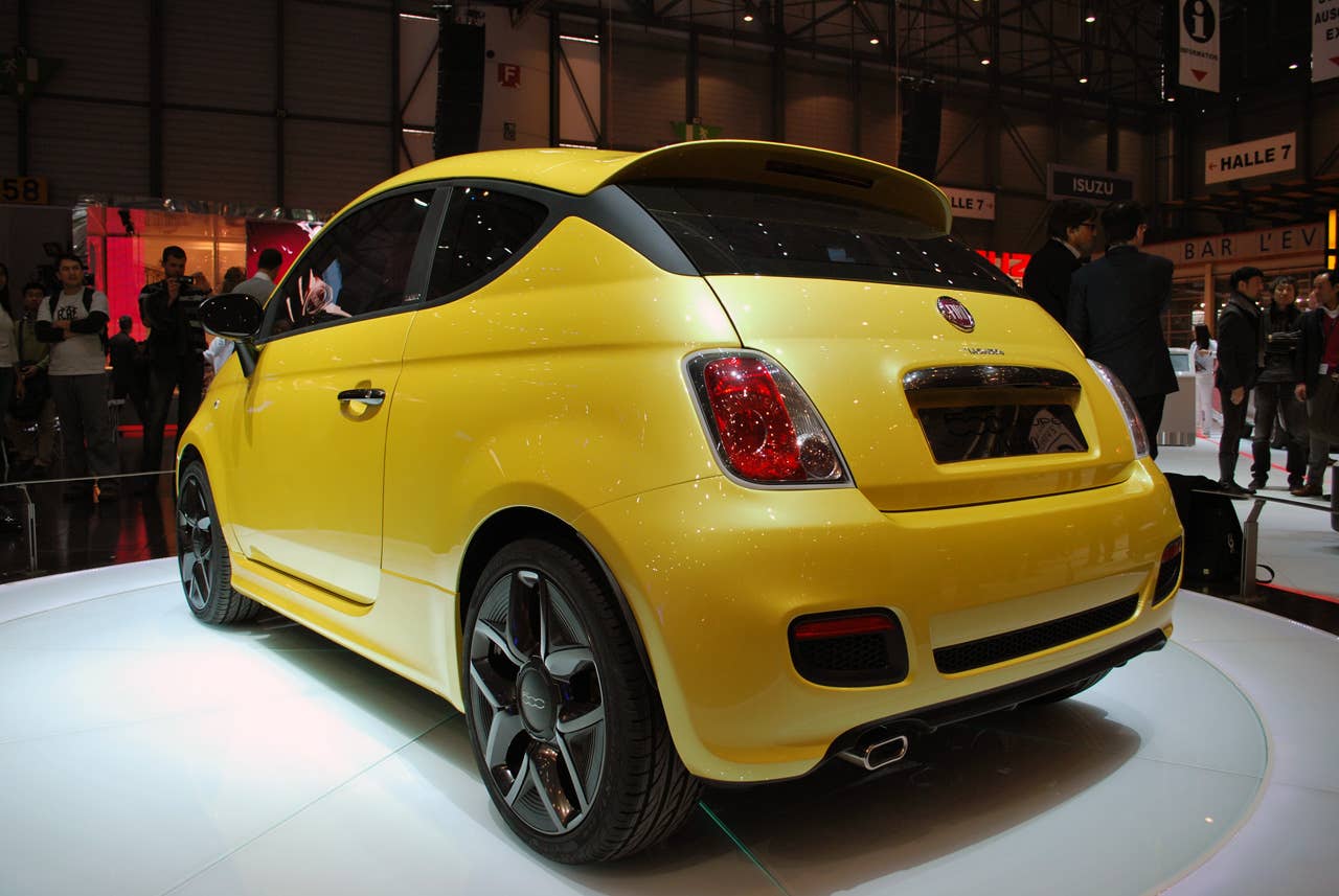 Fiat 500 Coupe Zagato concept: Geneva 2011