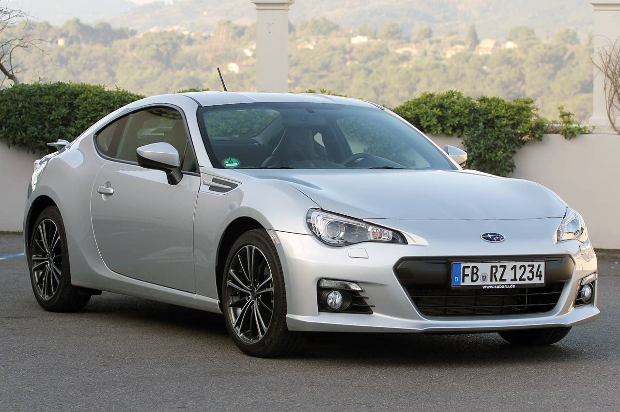 2013 Subaru BRZ front 3/4 view