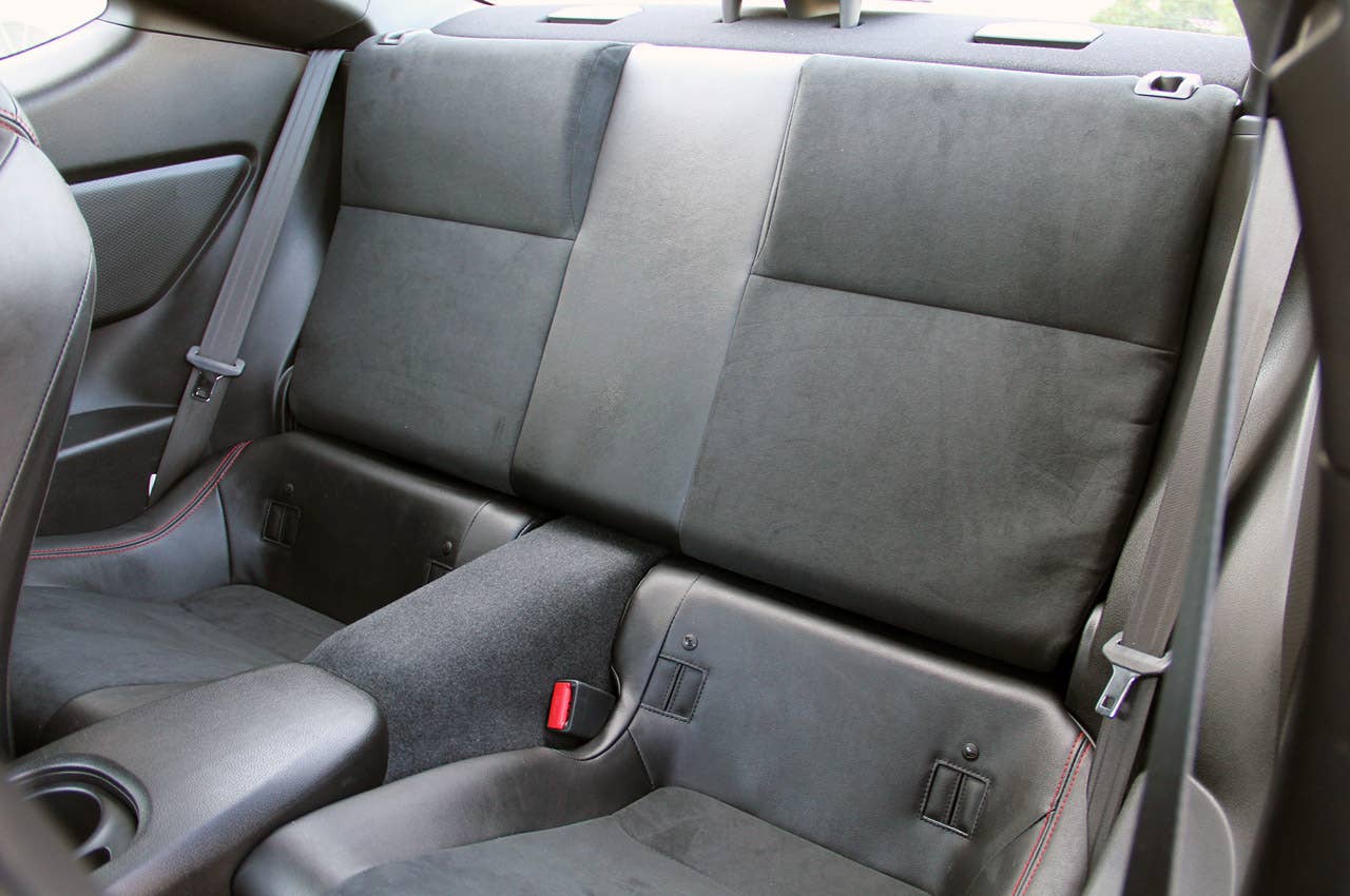 2013 Subaru BRZ rear seats