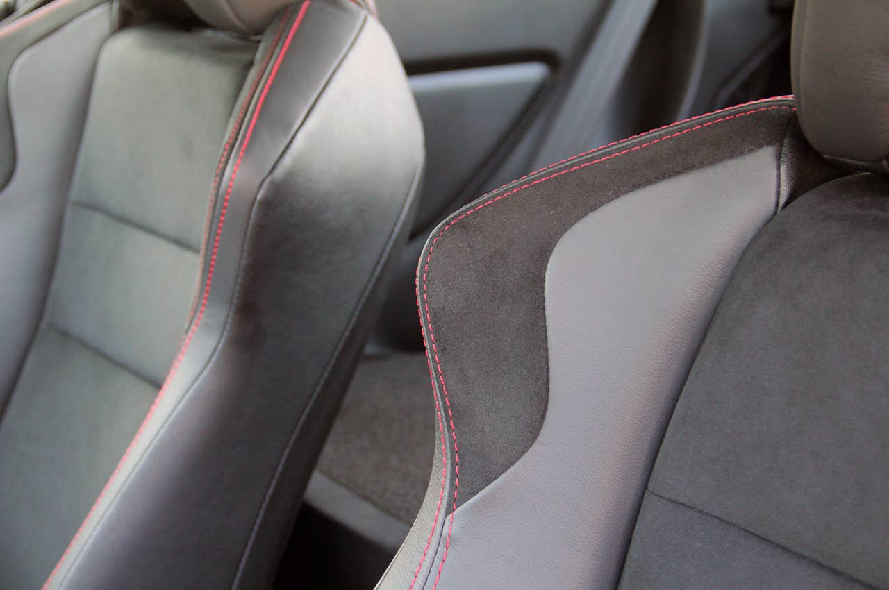 2013 Subaru BRZ front seats