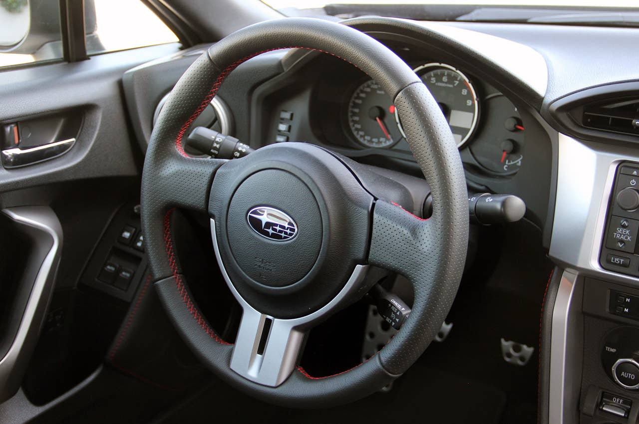 2013 Subaru BRZ steering wheel