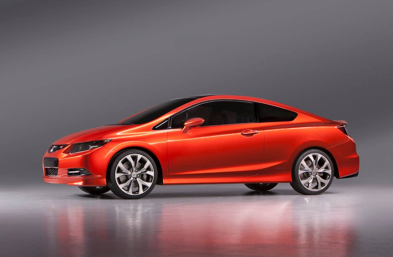 The Honda Civic Si Concept made its world debut at the 2011 North American International Auto Show (NAIAS) in Detroit on January 10, 2011. The exterior styling showcases the model's clean-yet-powerful lines with a steeply raked windshield, wide stance and pronounced character lines along the profile.