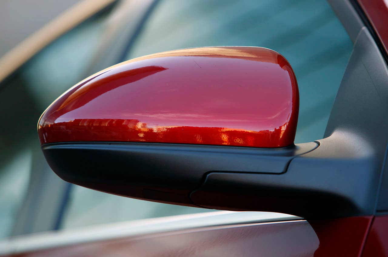 2011 Chevrolet Cruze Eco side mirror