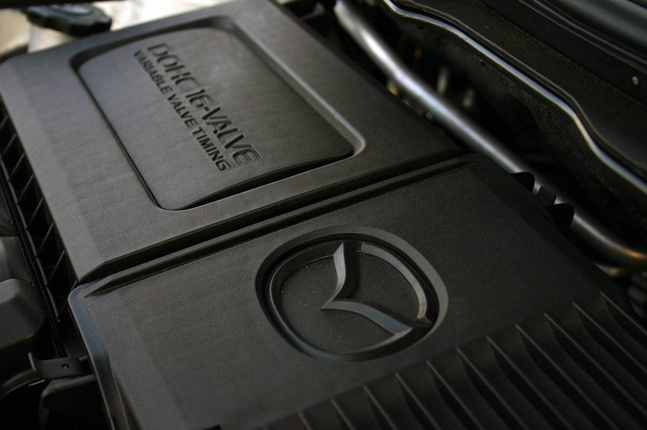 2011 Mazda2 engine detail