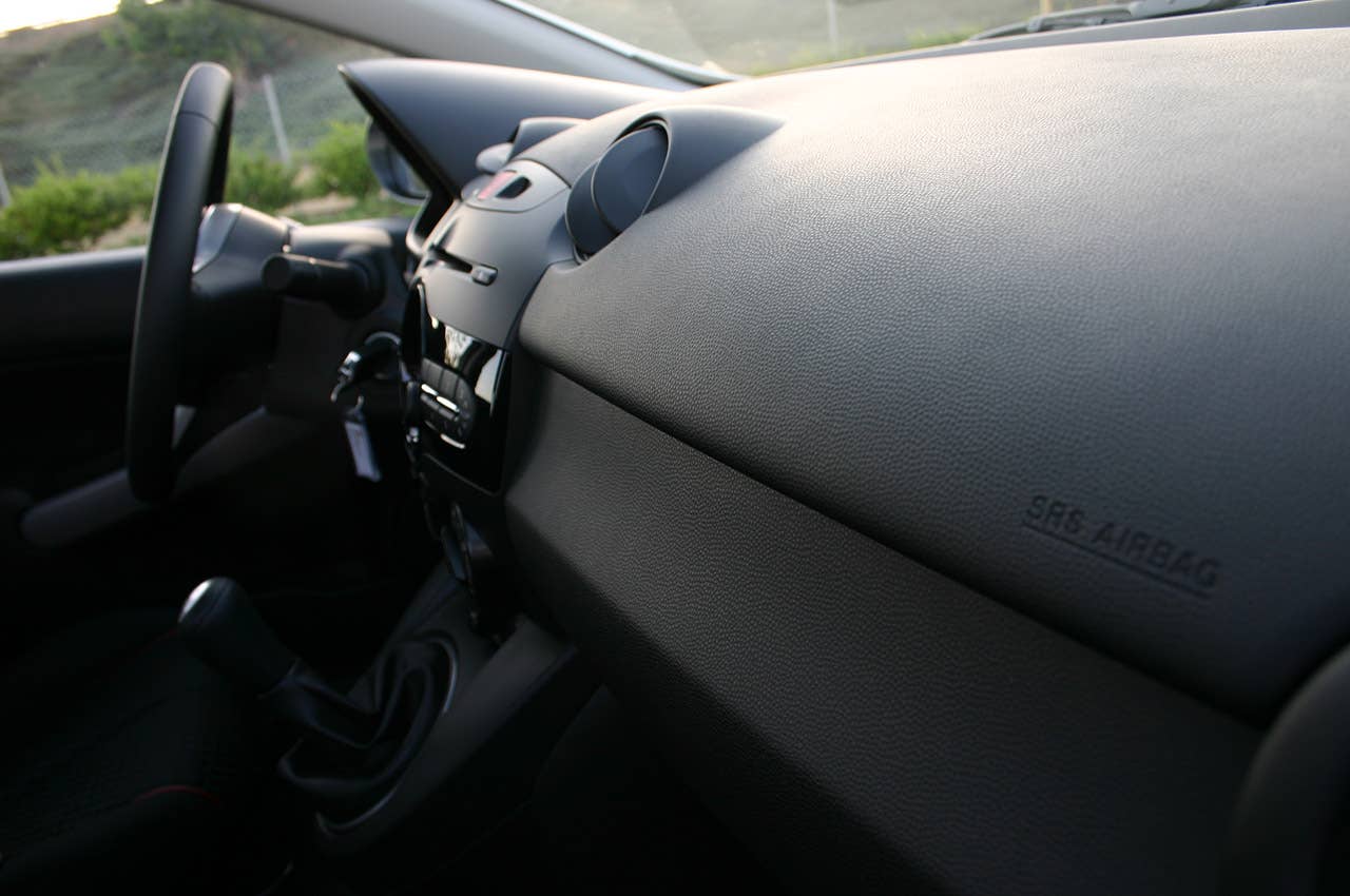 2011 Mazda2 dash