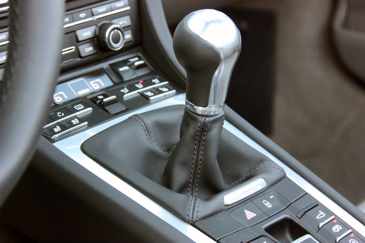 2012 Porsche 911 Carrera Cabriolet seven-speed manual transmission gear shifter
