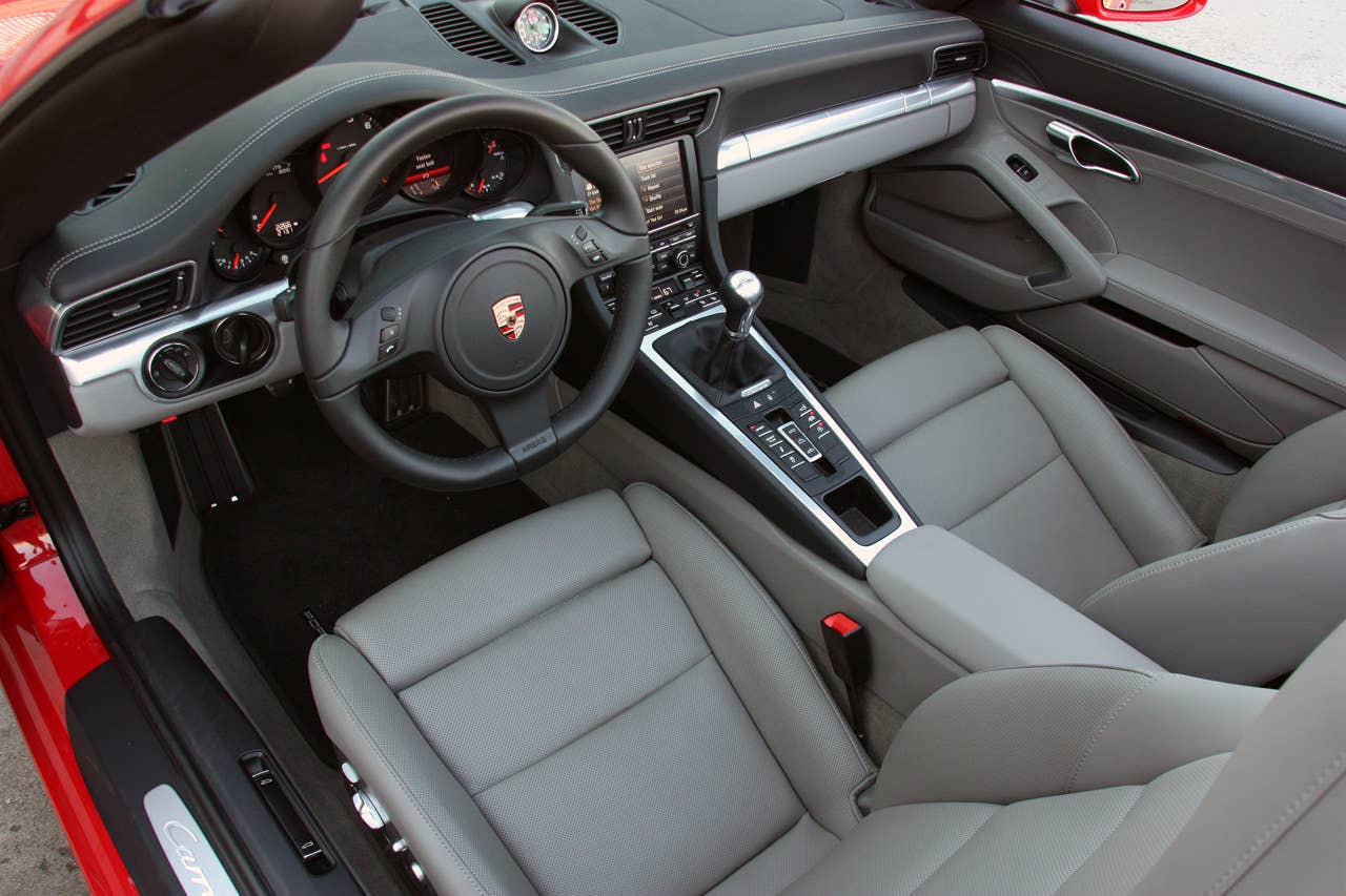 2012 Porsche 911 Carrera Cabriolet interior