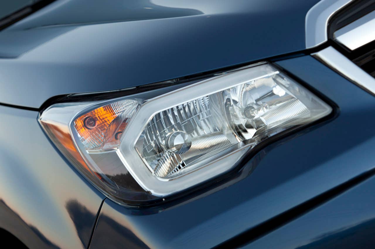 2014 Subaru Forester XT headlight