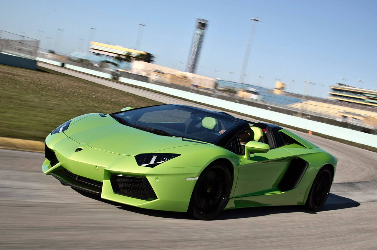 2013 Lamborghini Aventador LP 700-4 Roadster driving