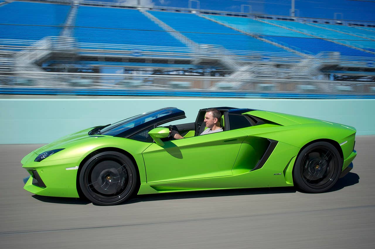 2013 Lamborghini Aventador LP 700-4 Roadster driving