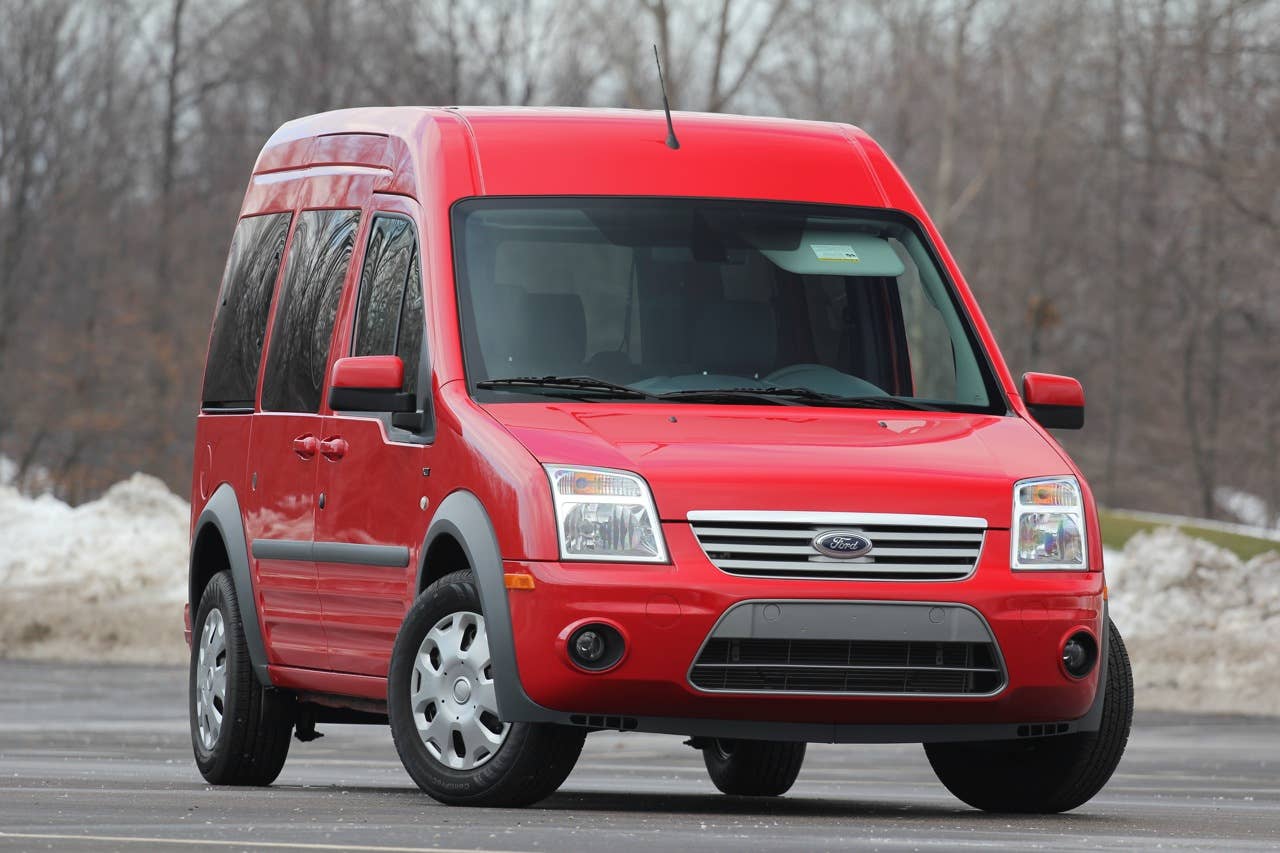 2011 Ford Transit Connect XLT front 3/4 view