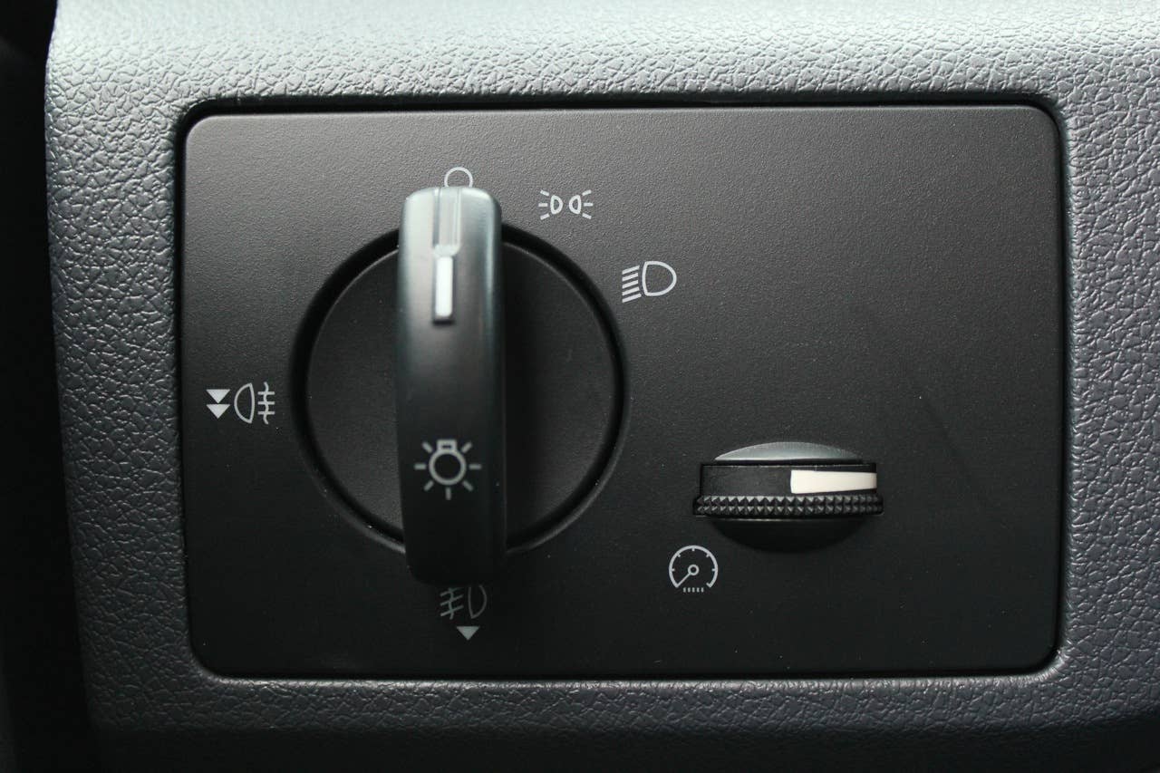 2011 Ford Transit Connect XLT headlight controls
