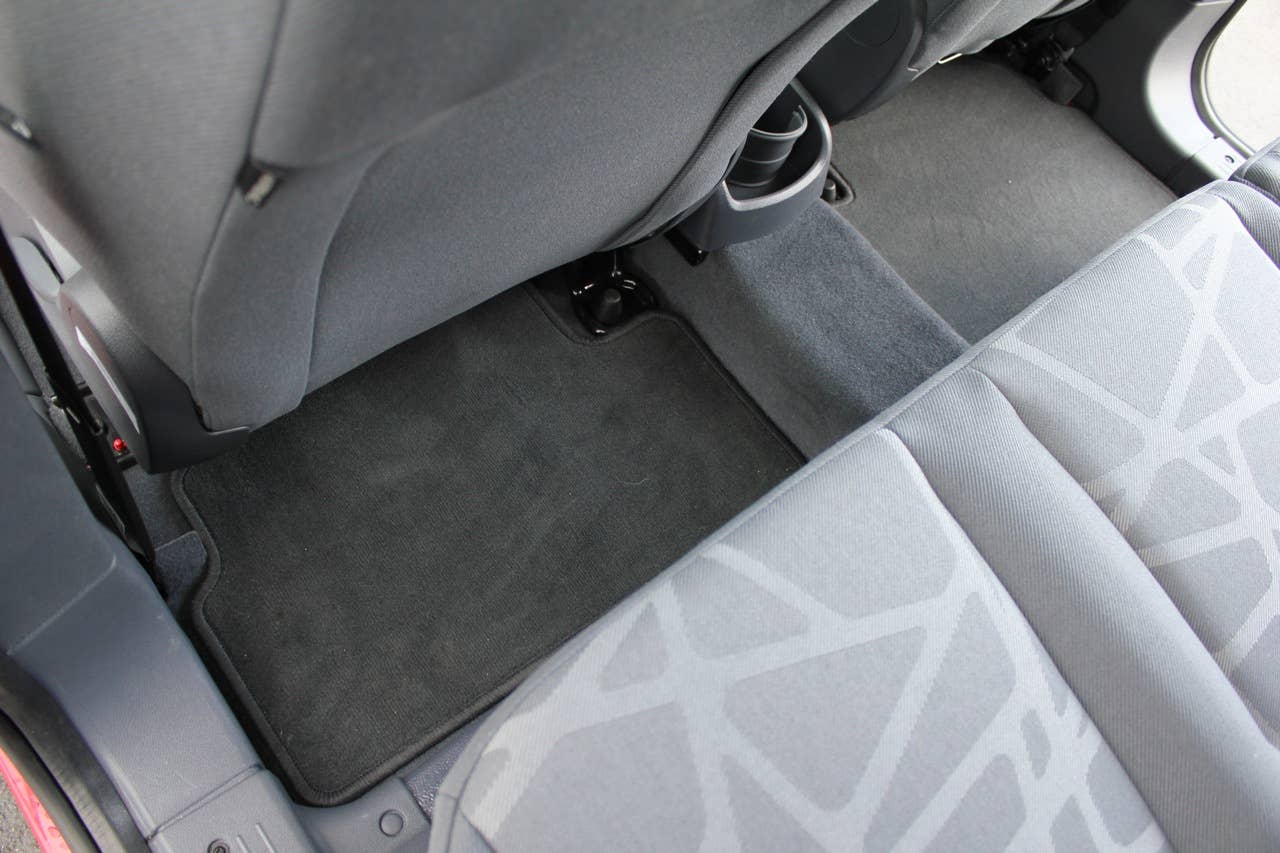 2011 Ford Transit Connect XLT rear seat legroom