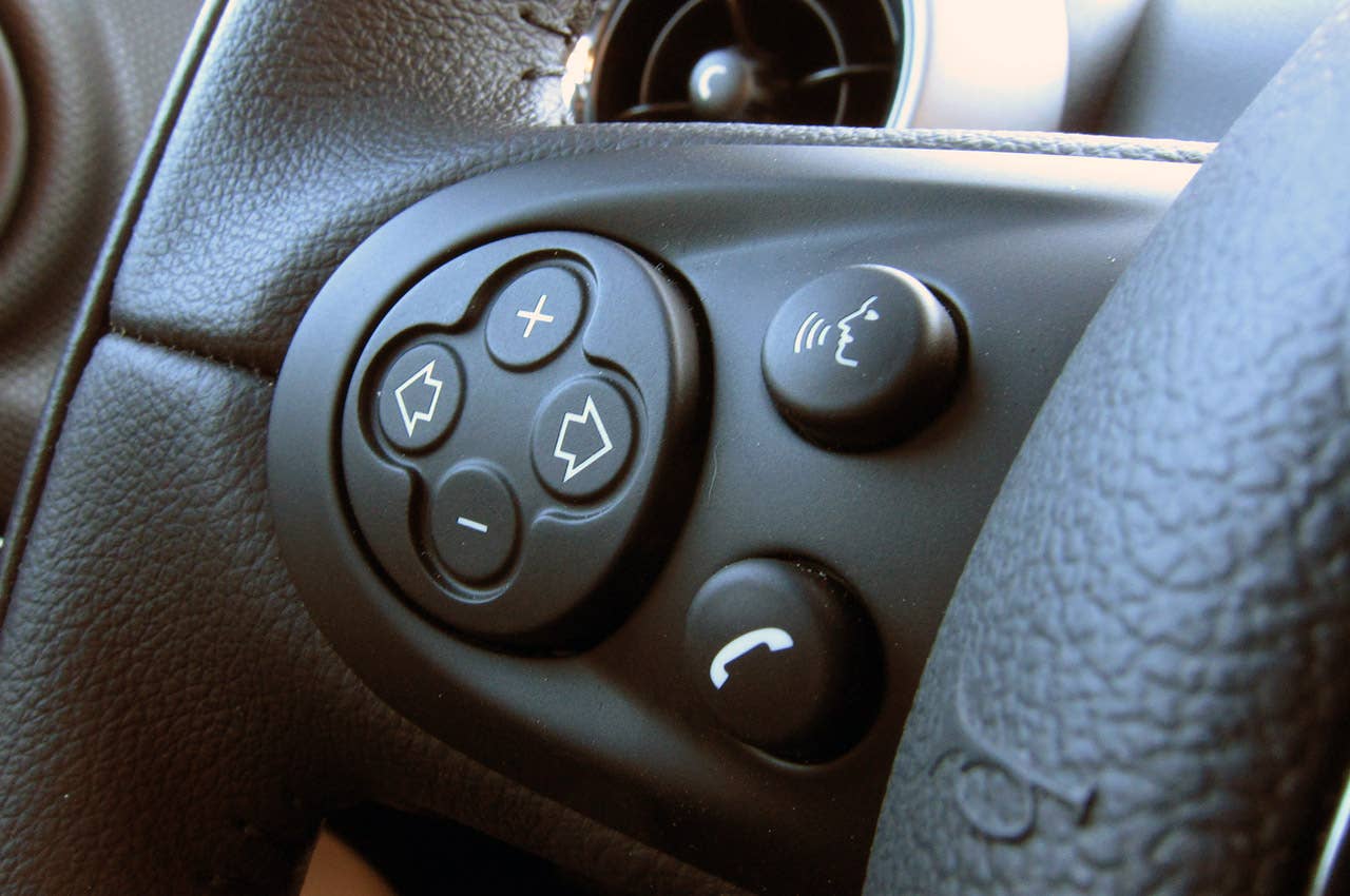 2011 Mini Cooper S Countryman All4 steering wheel controls
