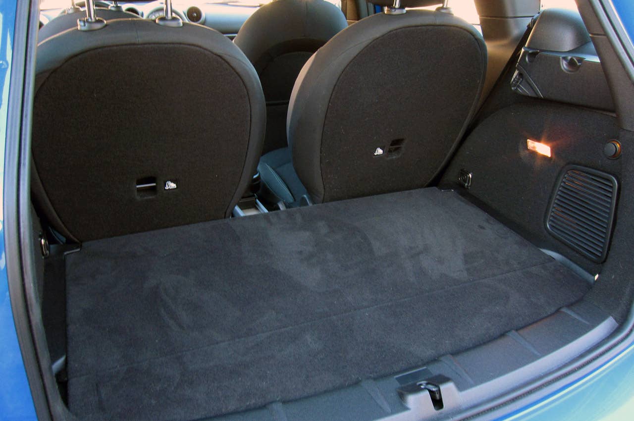 2011 Mini Cooper S Countryman All4 rear cargo area