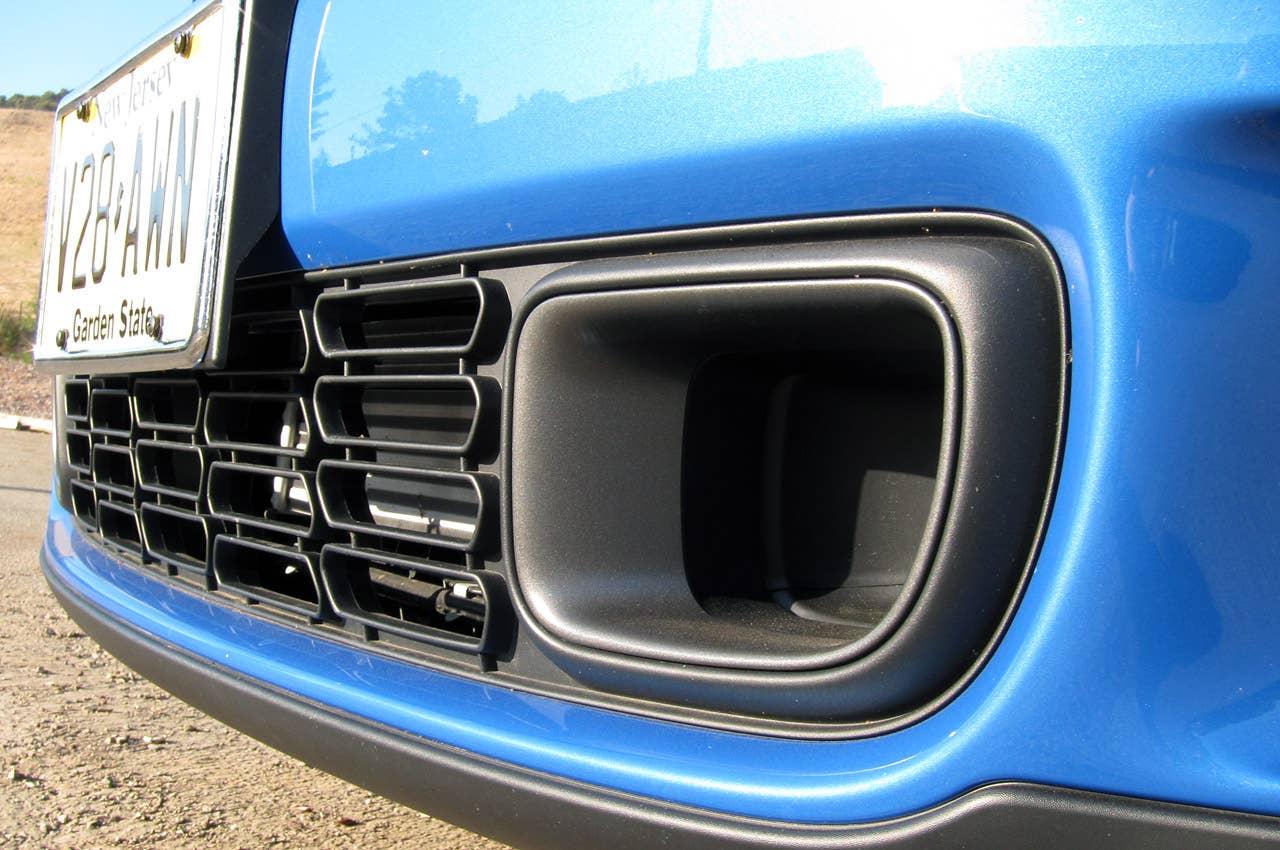 2011 Mini Cooper S Countryman All4 lower grille