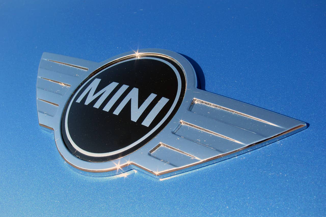 2011 Mini Cooper S Countryman All4 logo