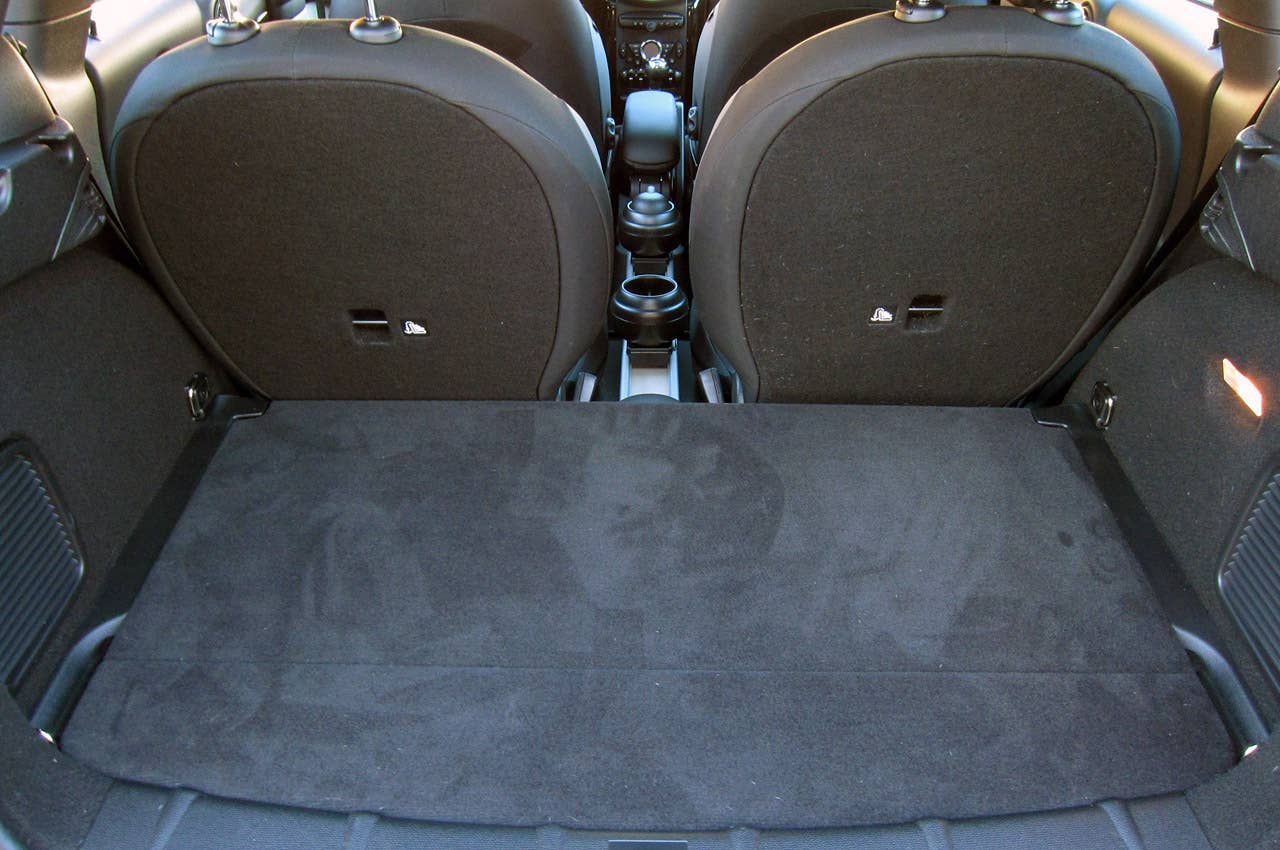 2011 Mini Cooper S Countryman All4 rear cargo area