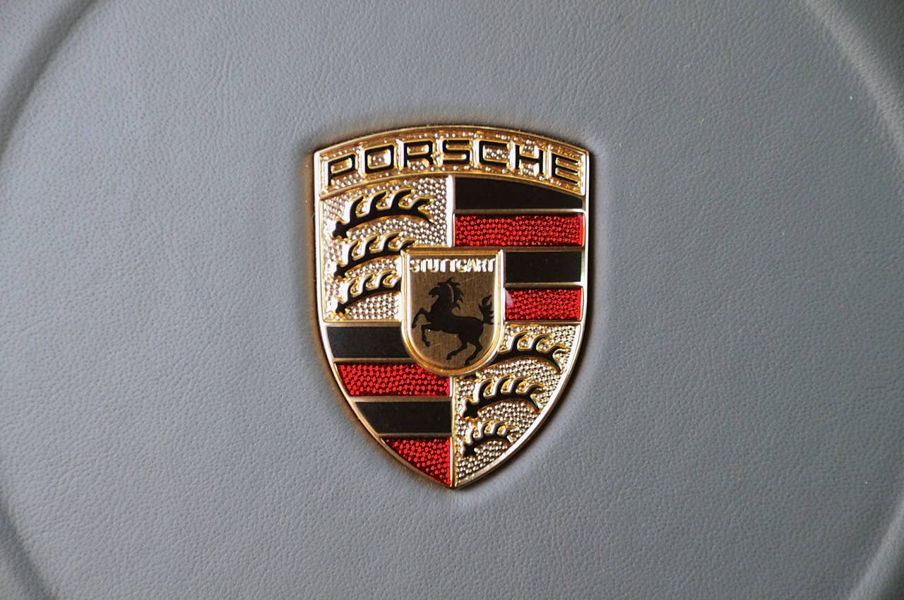 2012 Porsche 911 Carrera S logo
