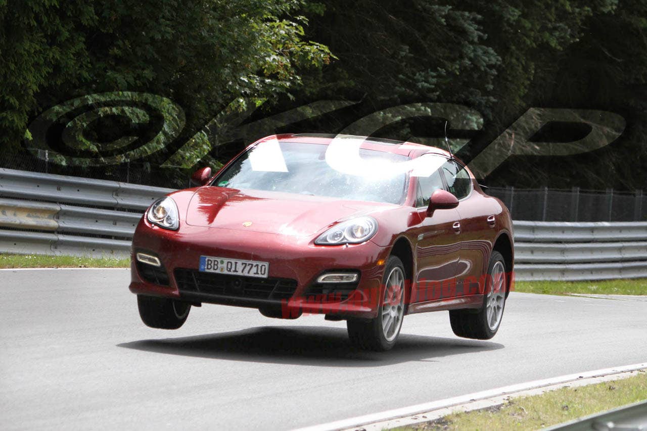Porsche Panamera at Flugplatz