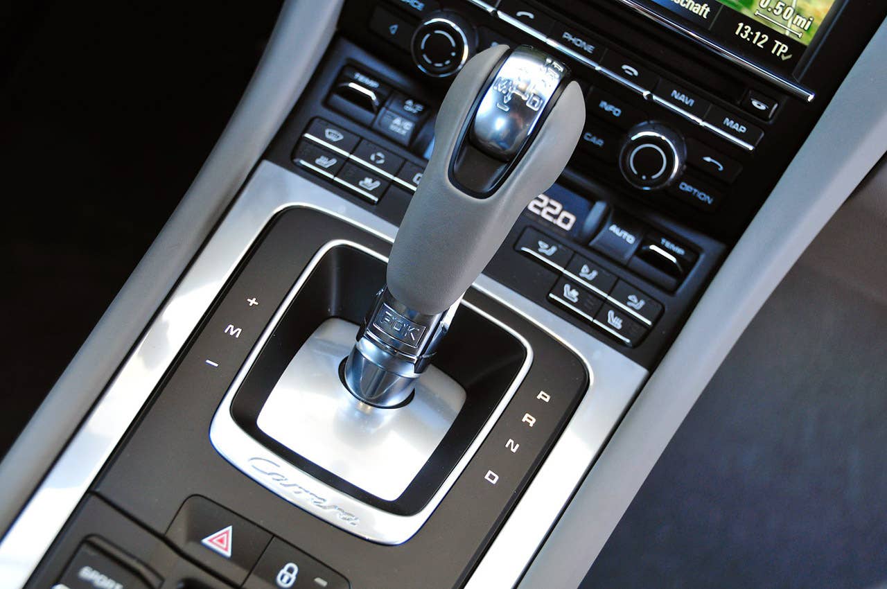 2012 Porsche 911 Carrera S shifter