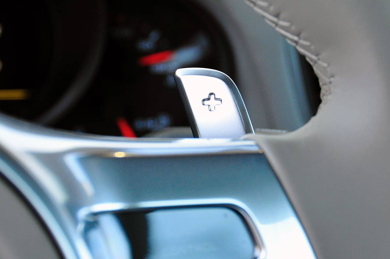 2012 Porsche 911 Carrera S paddle shifter
