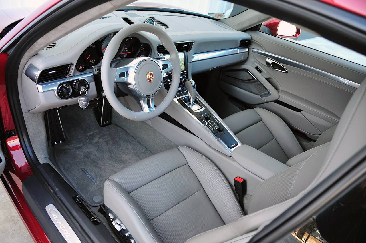 2012 Porsche 911 Carrera S interior