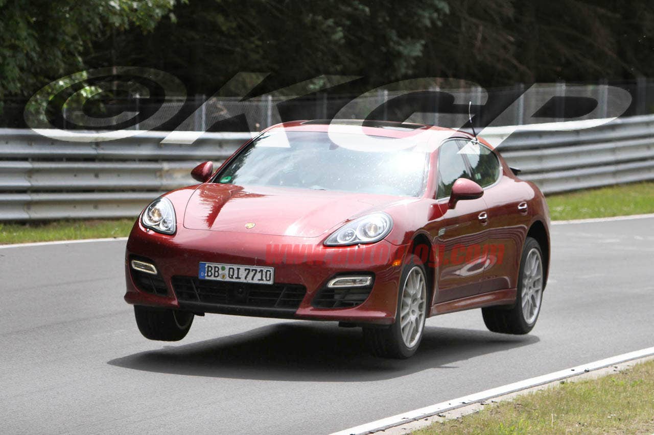 Porsche Panamera at Flugplatz