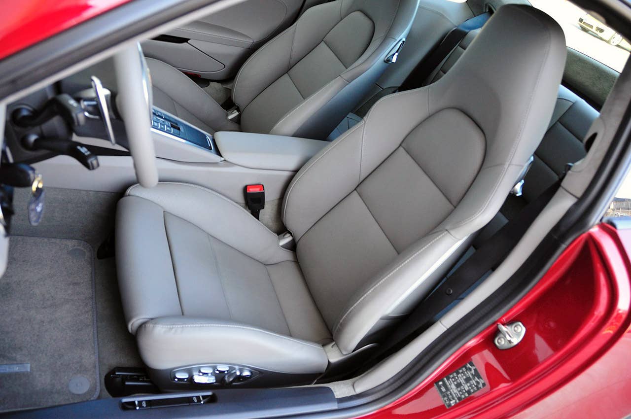 2012 Porsche 911 Carrera S front seats
