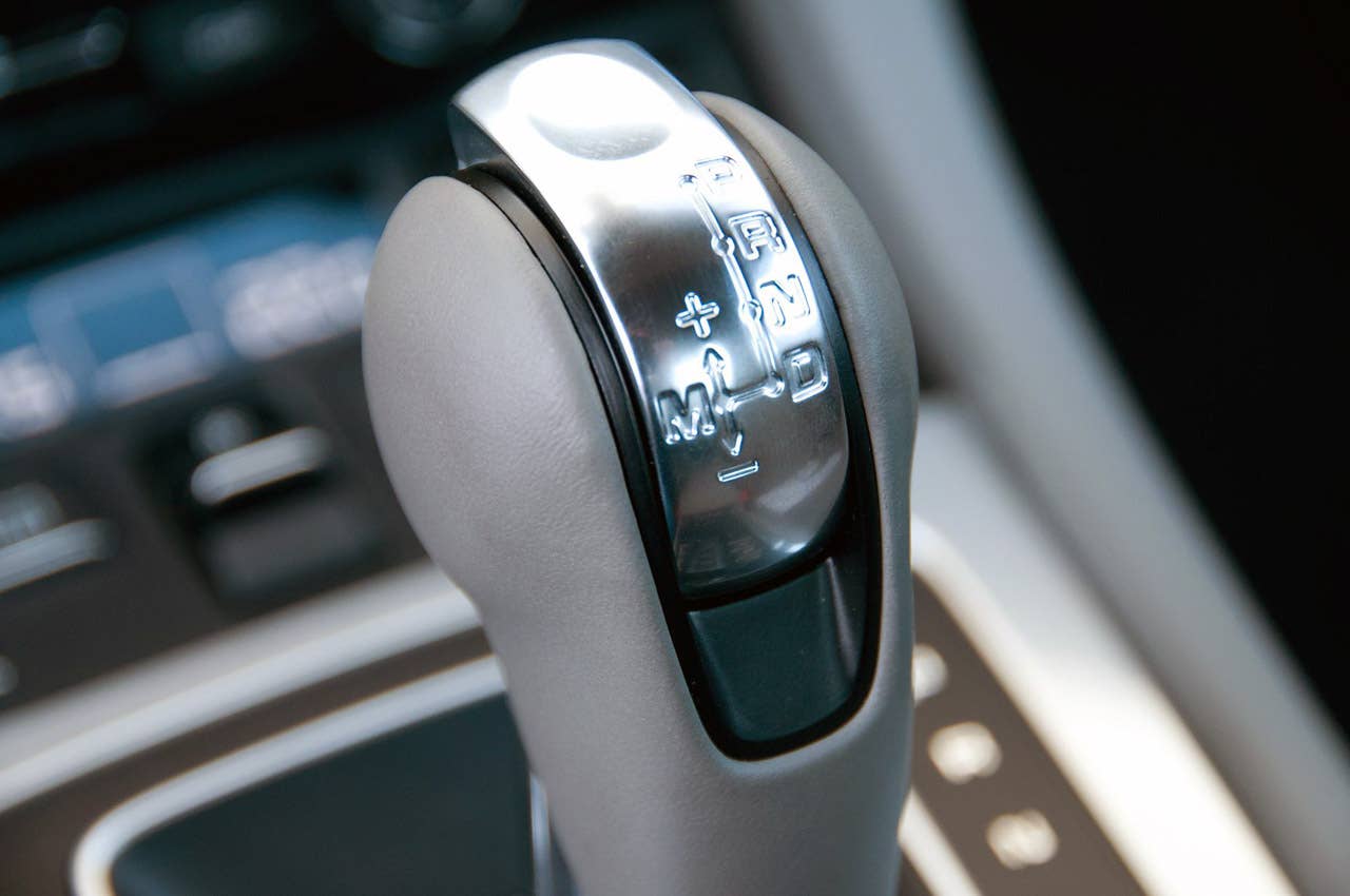 2012 Porsche 911 Carrera S shifter