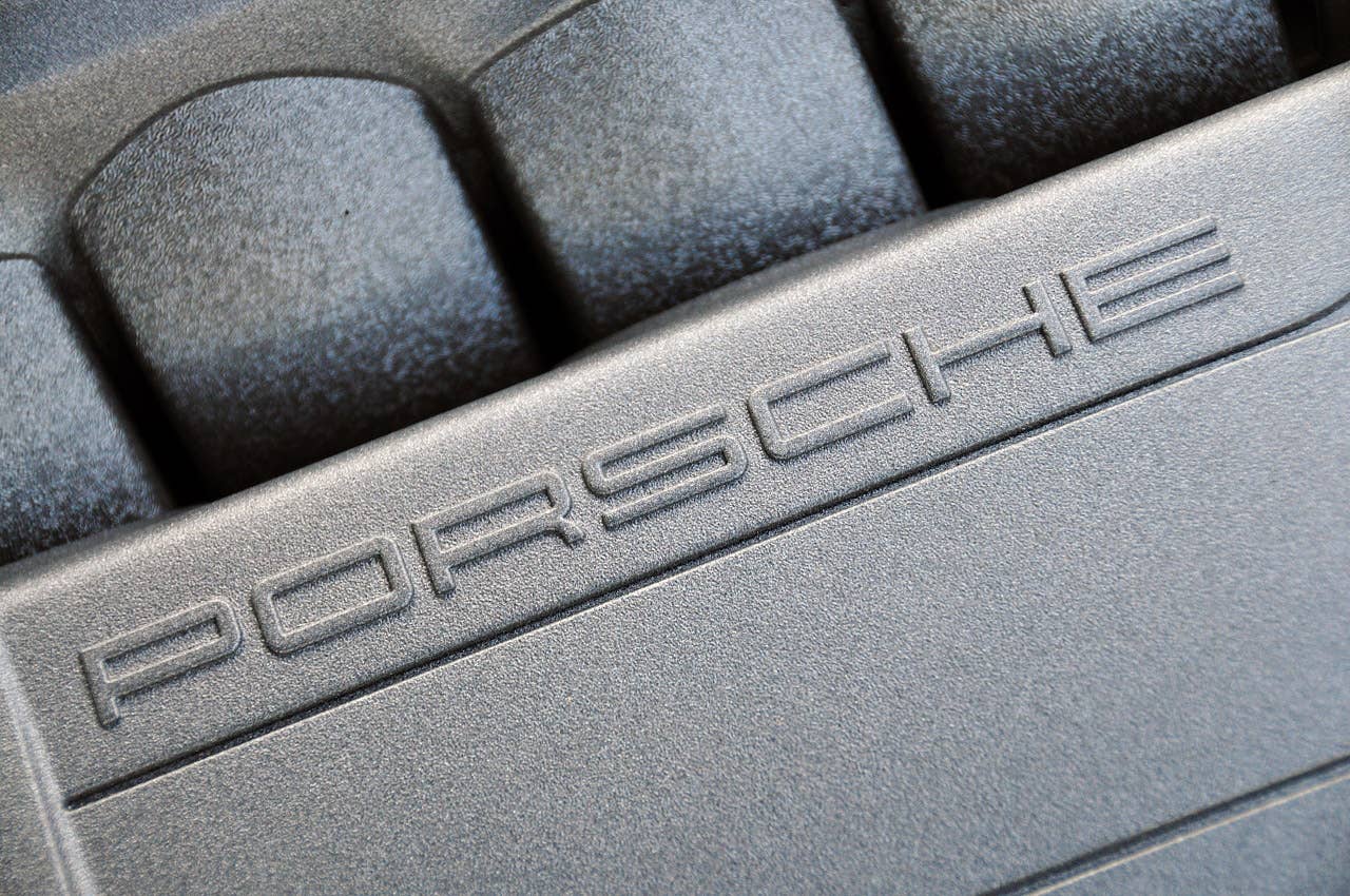 2012 Porsche Panamera Turbo S engine detail