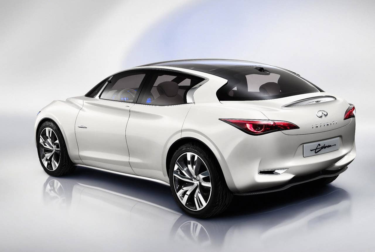 Infiniti Etherea Concept rear 3/4